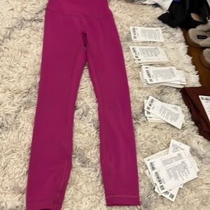 Winder train hr lulu lemon (tag is torn out in the inside)